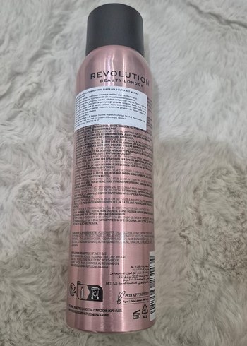 Revolution Superfix Ultra Mat Sabitleyici Sprey 150 ml - Görsel 2