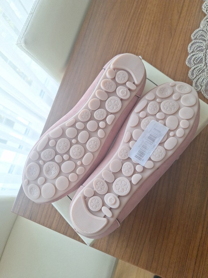 Pembe Zincir Detaylı Süet Kadın Babet - Görsel 5