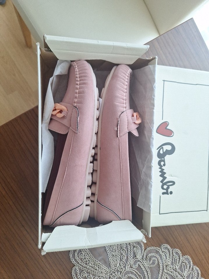 Pembe Zincir Detaylı Süet Kadın Babet - Görsel 3