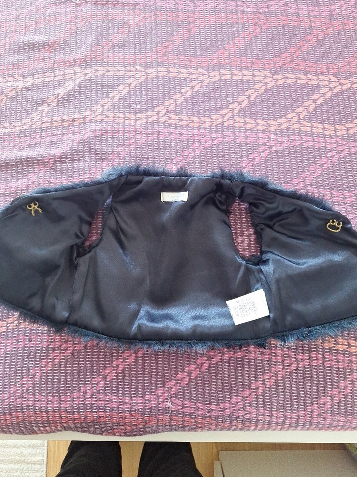 Lacivert Kürklü Kız çocuk Yelek - Görsel 3