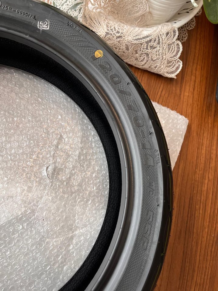 SYM JOYMAX Z PLUS orijinal 0 lastik - Görsel 3