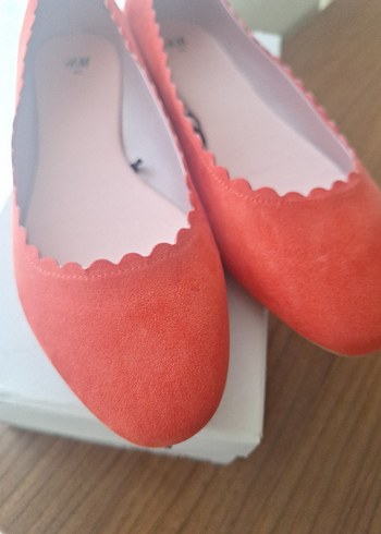 Kırmızı Kadın Babet - Görsel 3