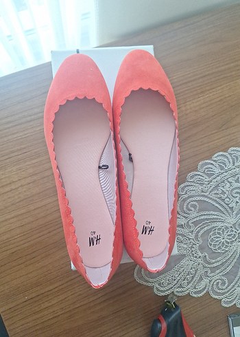 Kırmızı Kadın Babet - Görsel 2