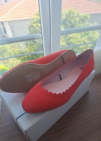 Kırmızı Kadın Babet - Görsel 4