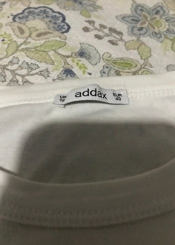 40 Beden Beyaz Baskılı Kadın Tişört Crop