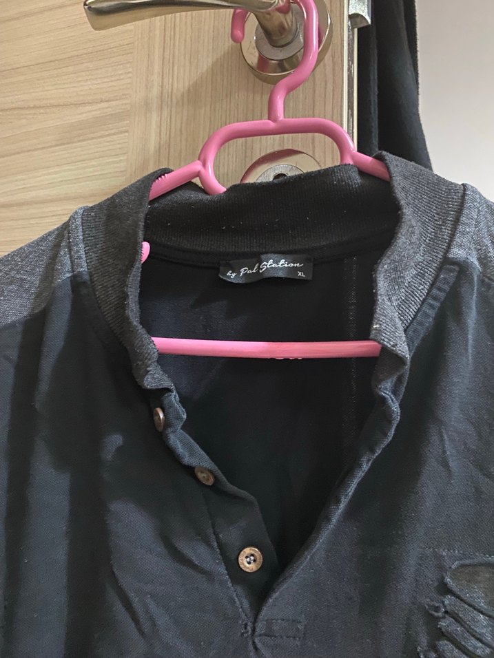 Düğmeli Siyah Keten Erkek Polo Tişört - Görsel 3