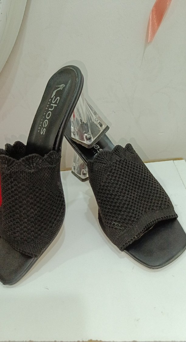 Siyah Parlak Yılan Desenli Blok Topuk Terlik - Görsel 3