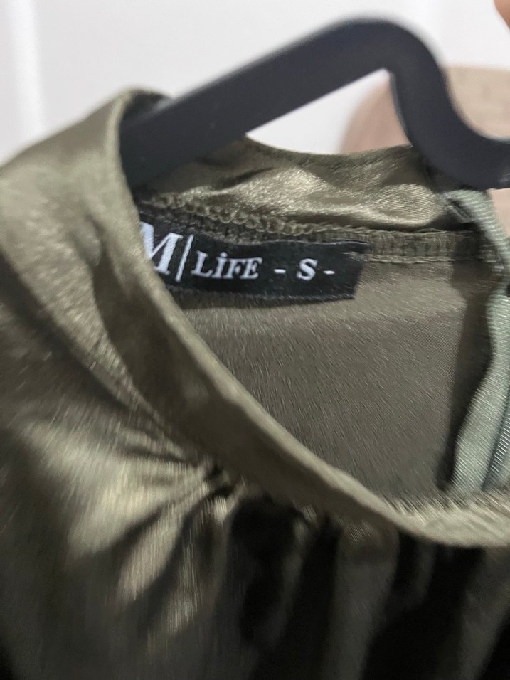 Uzun Kollu Yüksek Yakalı Salaş Saten Elbise - Görsel 4