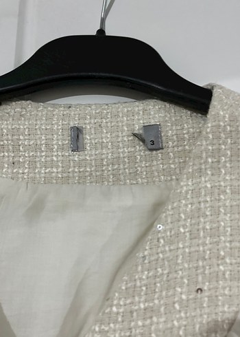 Düğmeli Beyaz Midi Kadın Takım Elbise - Görsel 6