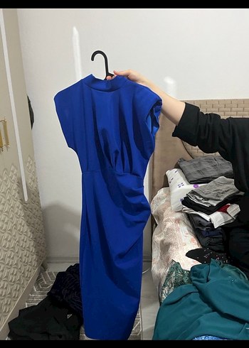 Mavi Saten Midi Elbise, Yüksek Yaka, Drapeli - Görsel 4