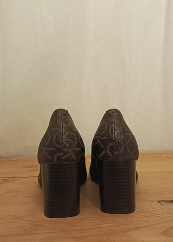 CALVIN KLEIN Kahverengi Kadın Klasik Topuklu Ayakkabı - Görsel 3