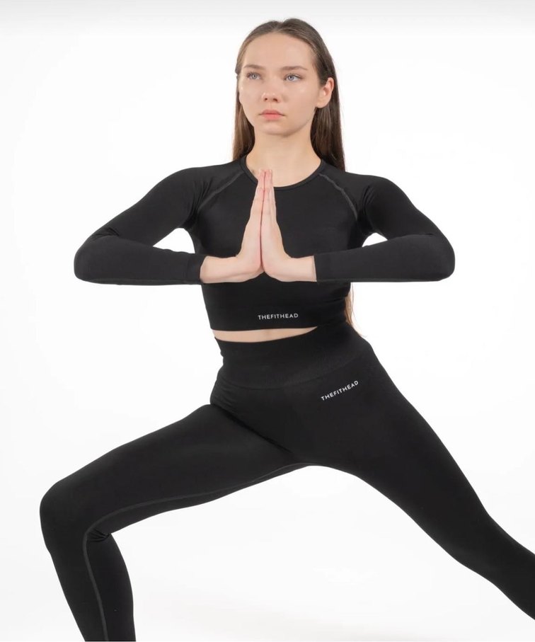 THE FIT HEAD Siyah Uzun Kollu Fitted Crop Top - Görsel 3