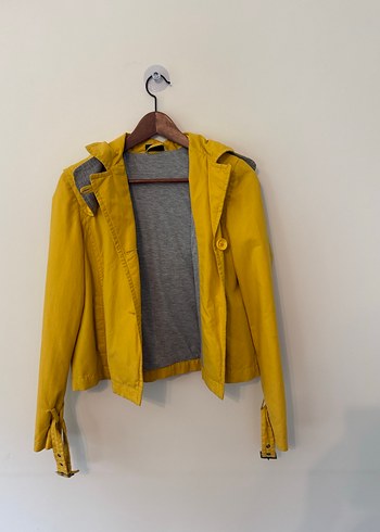 Sarı Düğmeli Kadın Ceket - Görsel 3