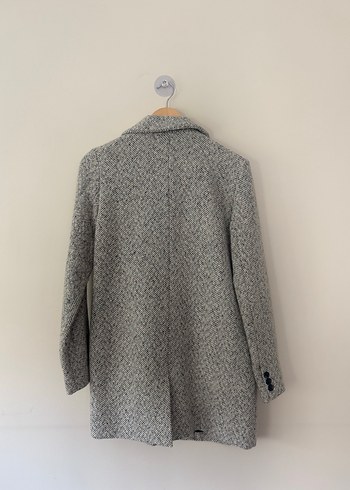 Gri Desenli Kısa Kaban - Görsel 3