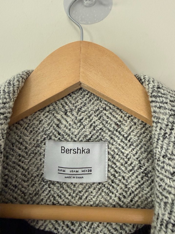 Gri Desenli Kısa Kaban - Görsel 2