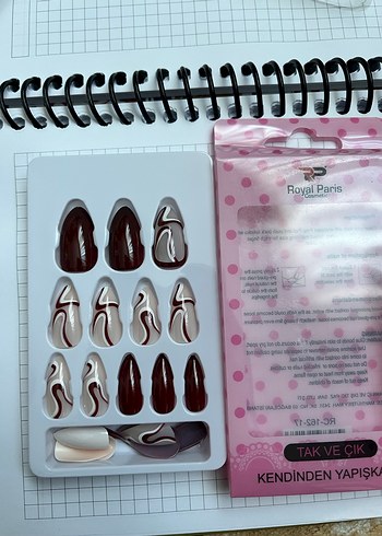 Pastel bordo Kendinden Yapışkanlı takma Tırnak - Görsel 3