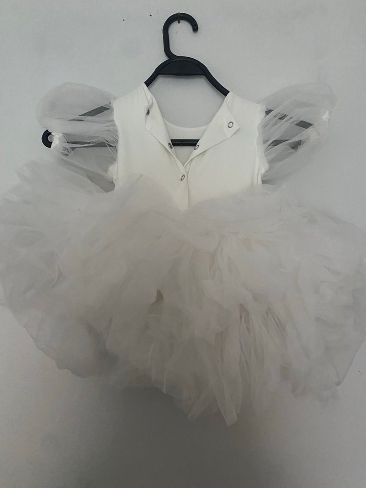 Kolsuz Beyaz Kız Çocuk Elbisesi - Görsel 2