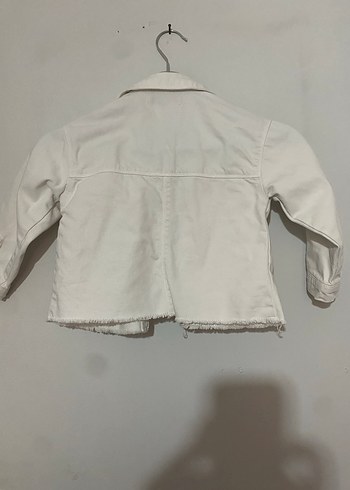 Kız Çocuk Beyaz Keten Düğmeli Ceket - Görsel 2