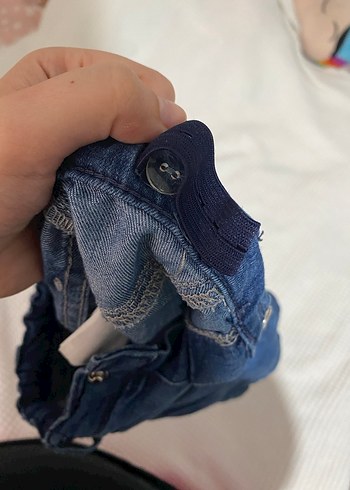 Kızlar için Düğmeli Mavi Kot Şort - Görsel 5