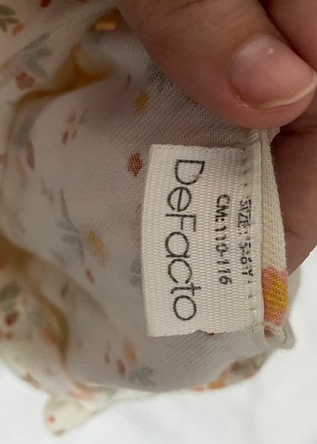 Kız Çocuk Çiçek Desenli V Yakalı Bluz - Görsel 2