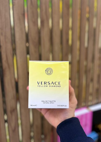 Versace Yellow Diamond Kadın Parfümü 90 ml