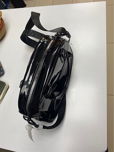  Beden siyah Renk Fıla çanta yeni etiketli