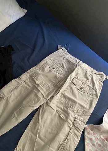 Bershka Kadın Bej kargo pantolon