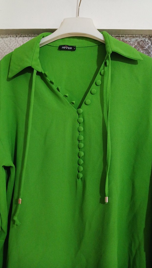 Düğmeli Yeşil Uzun Kollu Bol Kadın Gömlek - Görsel 5