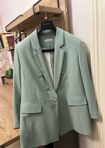 Düğmeli Yeşil Midi Blazer Ceket