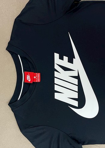 xs Beden Nike Kadın Siyah Tişört