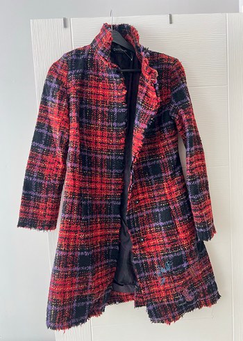 Düğmeli Nakışlı Midi Kadın Kaban - Görsel 3