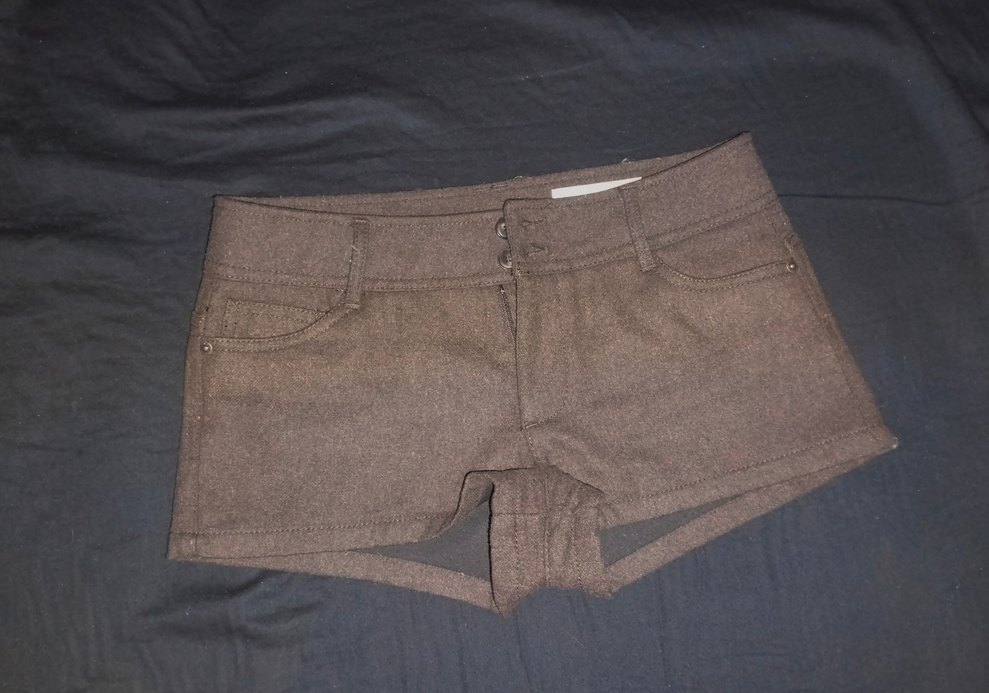 Düğmeli Kahverengi Mini şort - Görsel 3