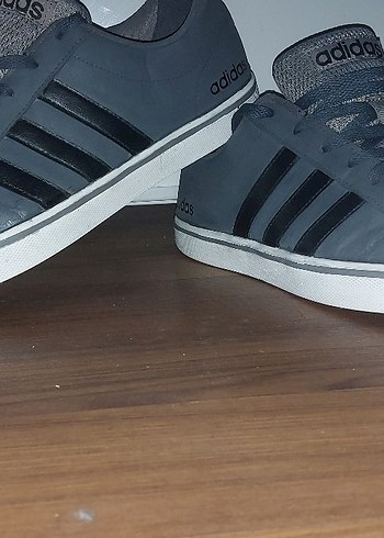 Adidas 44