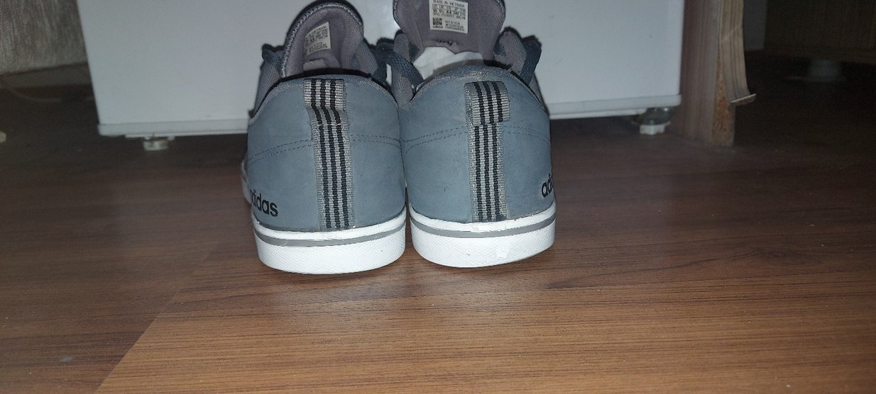 ACİL SATILIK  TERTEMİZ ORİJİNAL ADİDAS - Görsel 4