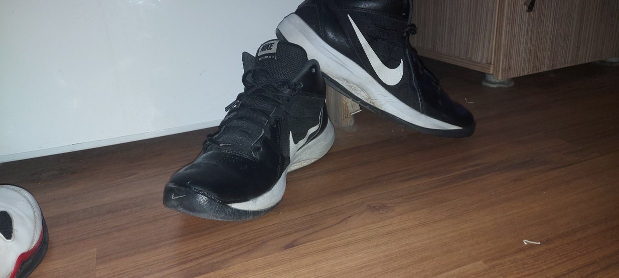 ACİL SATILIK TERTEMİZ ORİJİNAL NİKE - Görsel 2