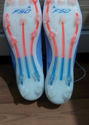 Beyaz Erkek Futbol Ayakkabısı Velcro Kapamalı - Görsel 3