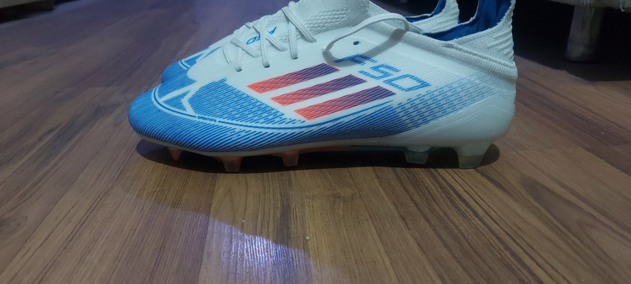 Beyaz Erkek Futbol Ayakkabısı Velcro Kapamalı - Görsel 4