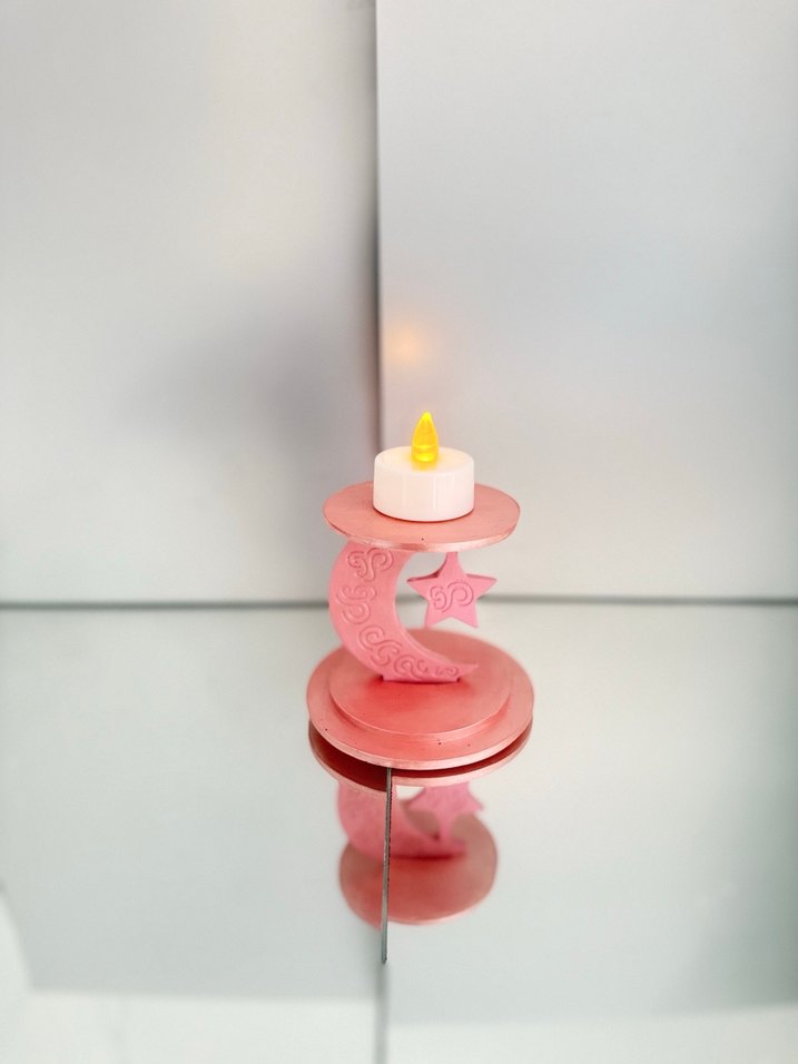 Pembe Ay ve Yıldız Desenli LED Mumluk - Görsel 3