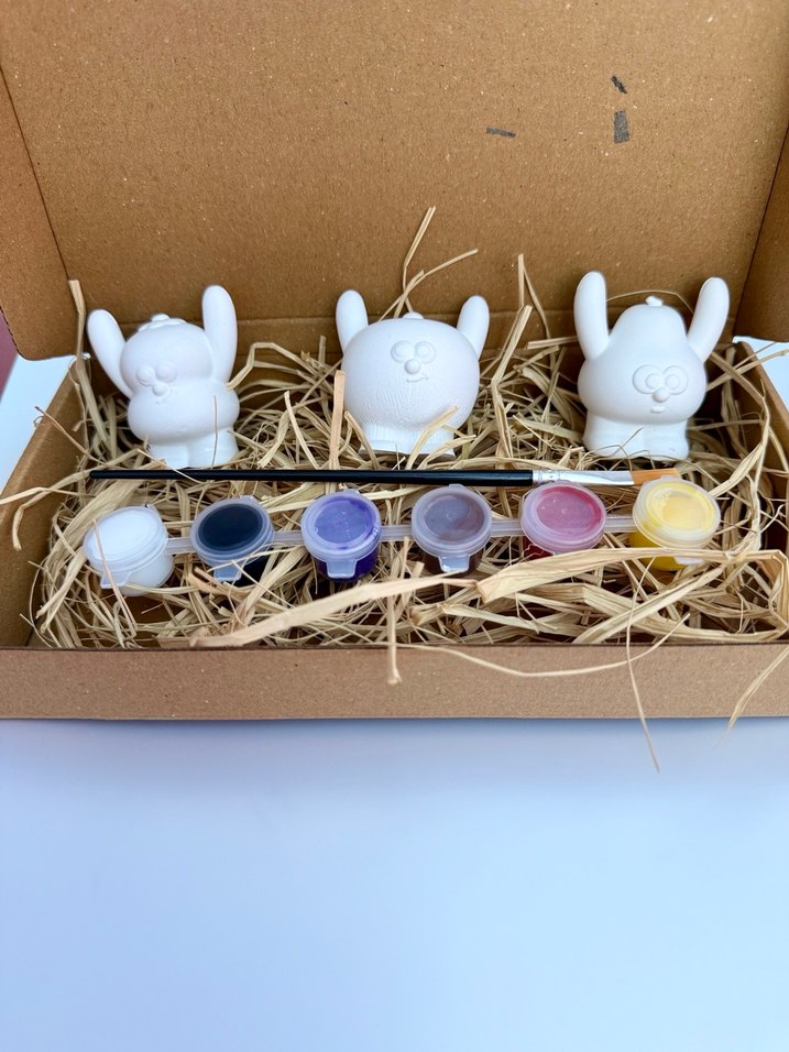 Beyaz Boyanabilir Kartlık 3 Figür ve Boya Seti - Görsel 3