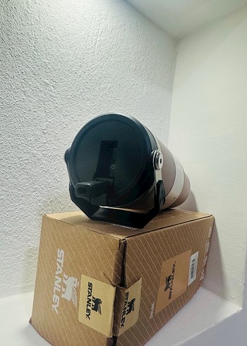 Stanley Flip Straw Termos Kupa 887 ml - Görsel 2