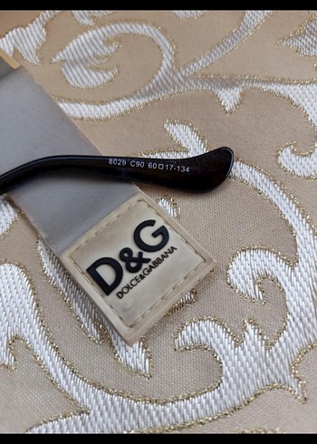 Kemik Çerçevesi Taşlarla Süslü D&G Klasik Gözlük - Görsel 5