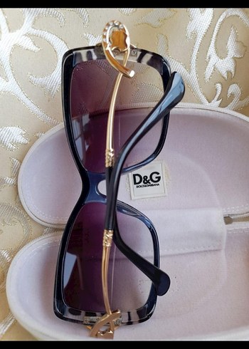 Kemik Çerçevesi Taşlarla Süslü D&G Klasik Gözlük - Görsel 7