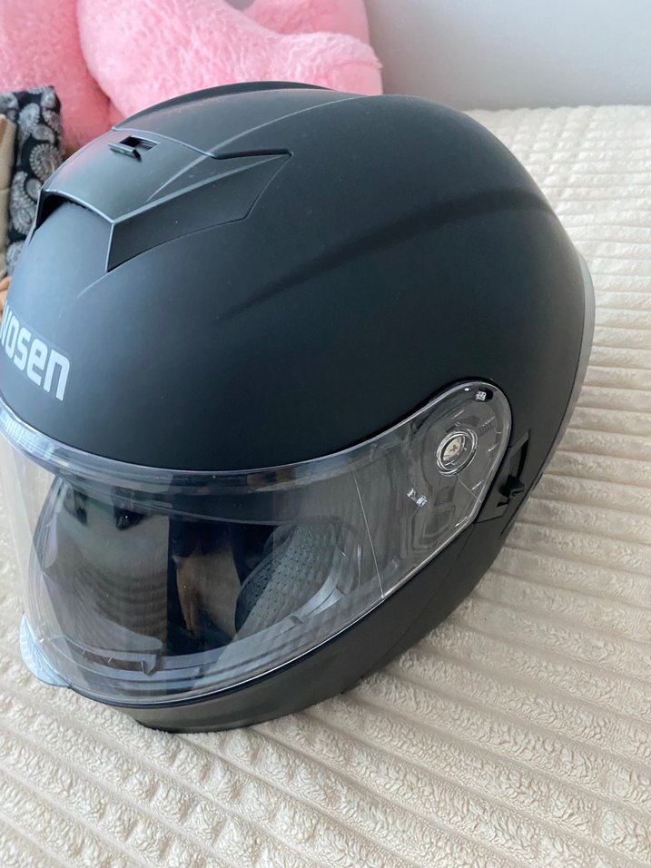 Siyah Wosen Tokalı Motosiklet Kaskı - Görsel 2