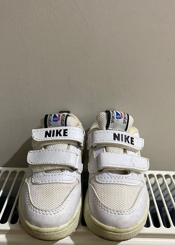 Beyaz Nike Erkek Çocuk Spor Ayakkabı