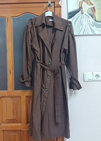 Zara Kahverengi Uzun Kemerli Kadın Trençkot
