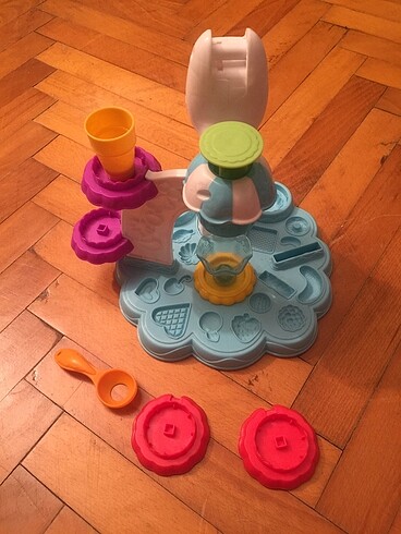 Play-Doh Playdoh Dondurma Makinesi