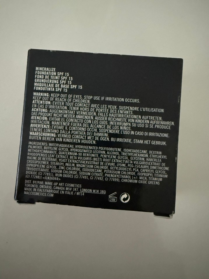 MAC Mineralize Fondöten SPF 15 Siyah - Görsel 2