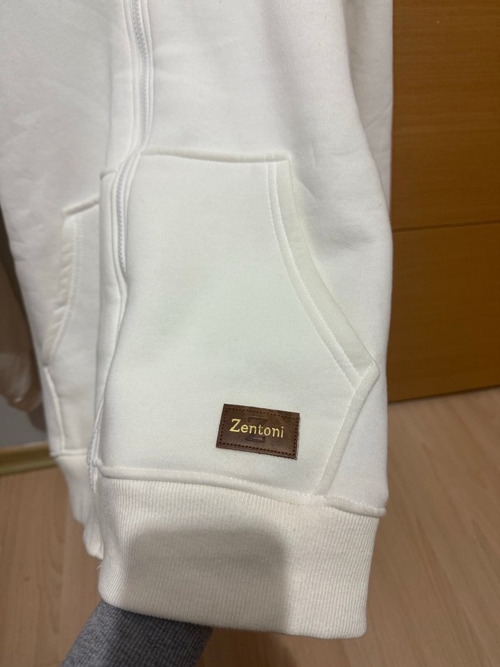 Beyaz Fermuarlı Kadın Sweatshirt - Görsel 3