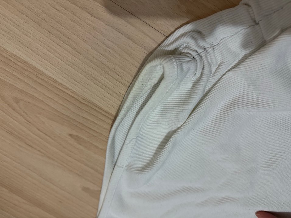 Kadın Beyaz tek Kollu Bluz - Görsel 3