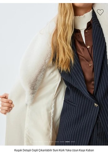 Kuşak Detaylı Cepli Çıkarılabilir Suni Kürk Yaka Kaban - Görsel 7